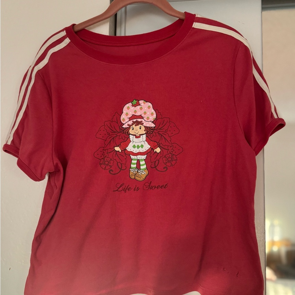 Red Graphic Crop Top